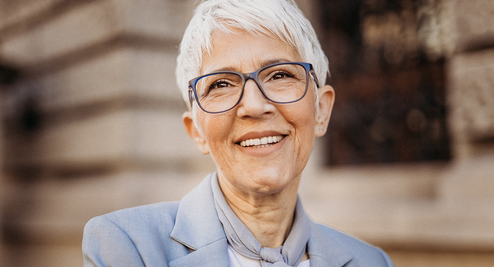 Discount eyeglasses for seniors near Chicago